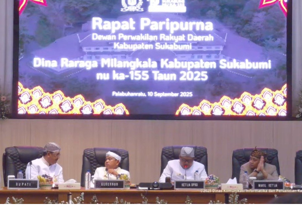Gubernur Jabar Dedi Mulyadi Selipkan Candaan Saat Paripurna HJKS, Sindir Bupati Sukabumi Soal ‘Ngopi’ dan Infrastruktur